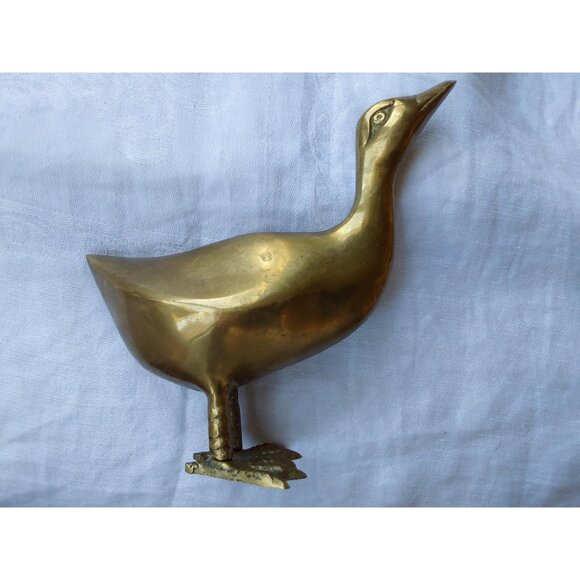Vintage brass goose or duck standing with head looking up made in Korea - Picture 9 of 9